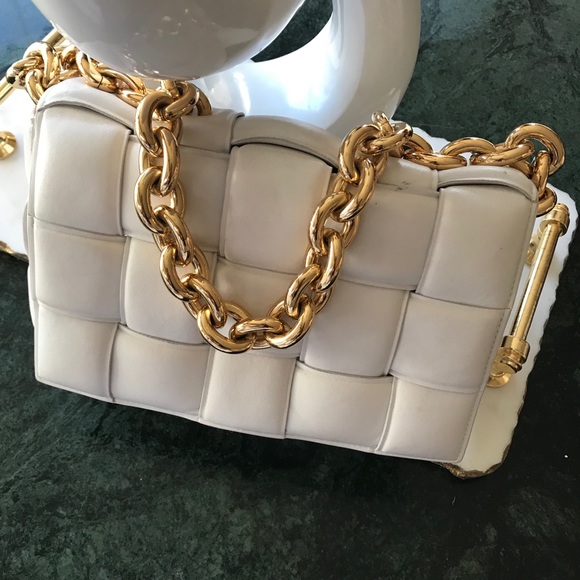 Authentic bottega venetta cassett - Picture 6 of 16